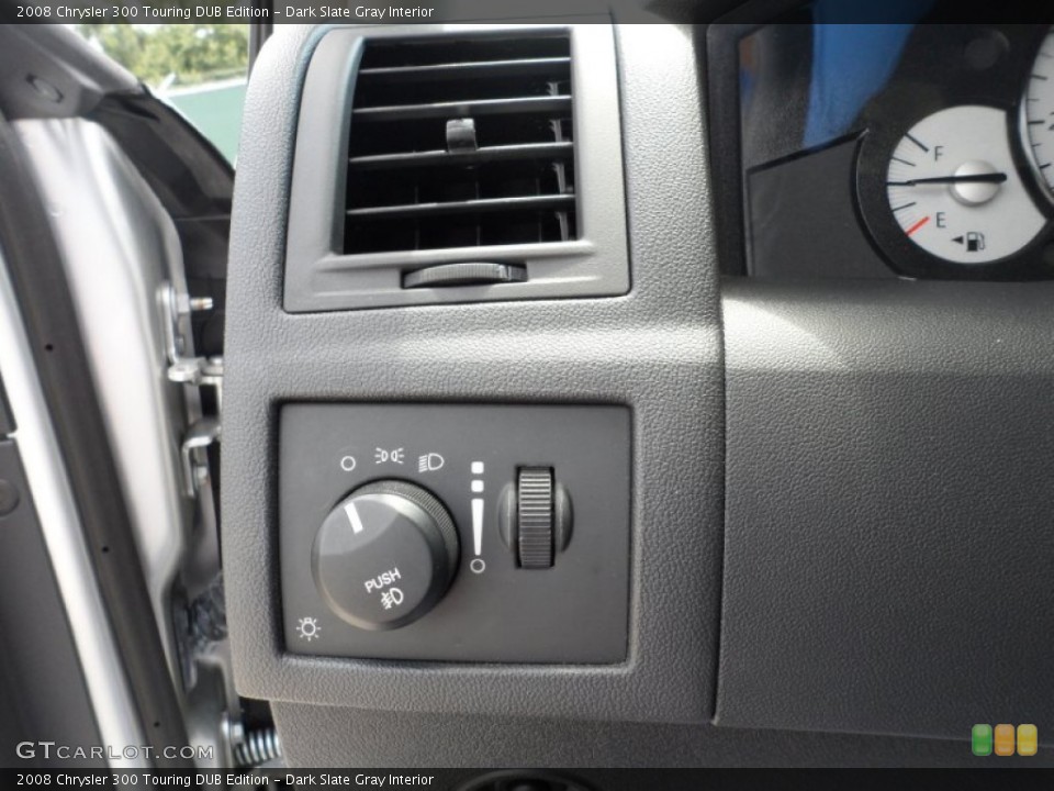 Dark Slate Gray Interior Controls for the 2008 Chrysler 300 Touring DUB Edition #51280177
