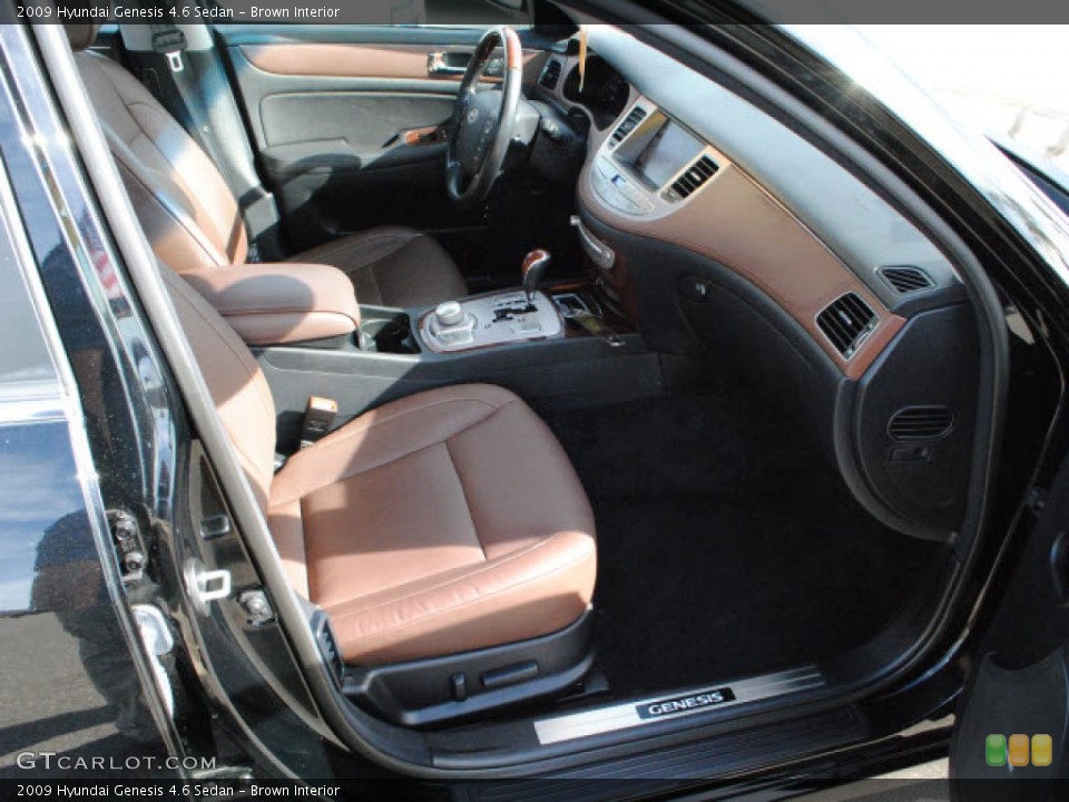 Brown Interior Photo for the 2009 Hyundai Genesis 4.6 Sedan #51280858