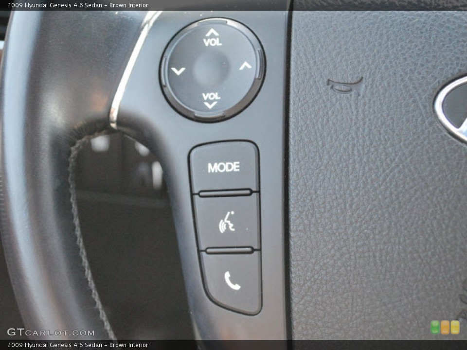 Brown Interior Controls for the 2009 Hyundai Genesis 4.6 Sedan #51281248
