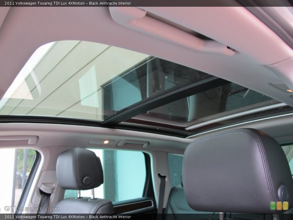 Black Anthracite Interior Sunroof for the 2011 Volkswagen Touareg TDI Lux 4XMotion #51305026