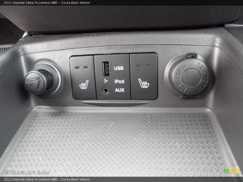 Cocoa Black Interior Controls for the 2011 Hyundai Santa Fe Limited AWD #51311344