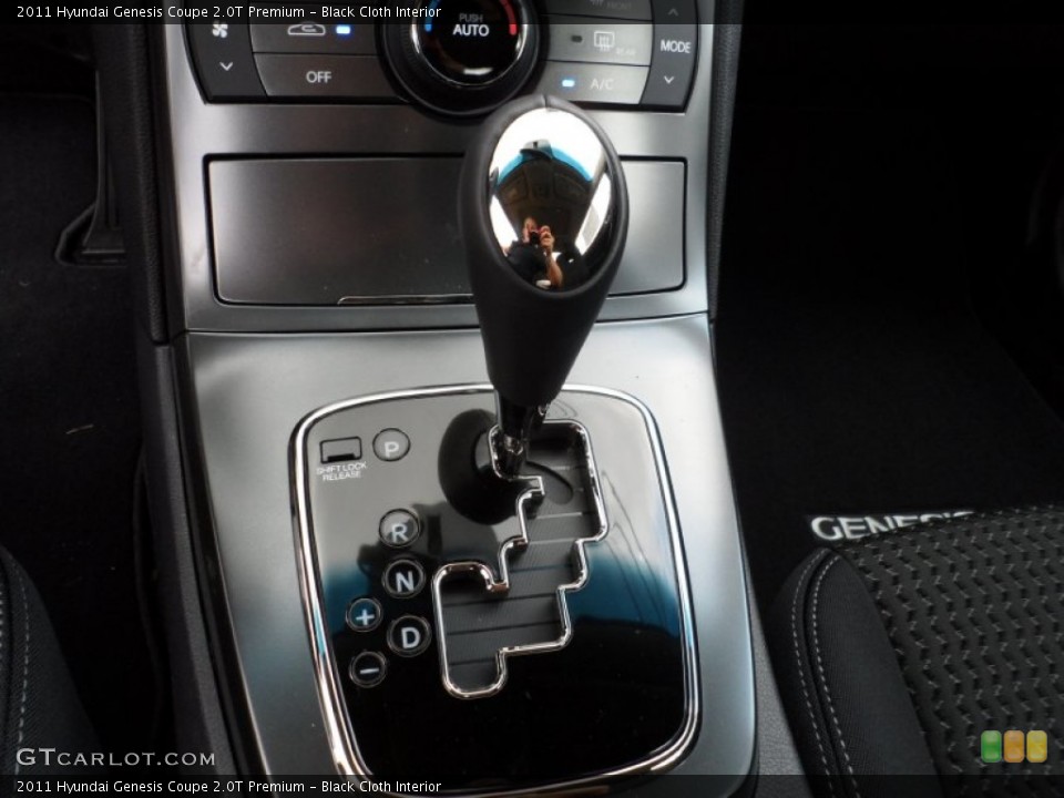 Black Cloth Interior Transmission for the 2011 Hyundai Genesis Coupe 2.0T Premium #51318622