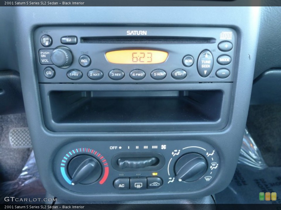 Black Interior Controls for the 2001 Saturn S Series SL2 Sedan #51319795