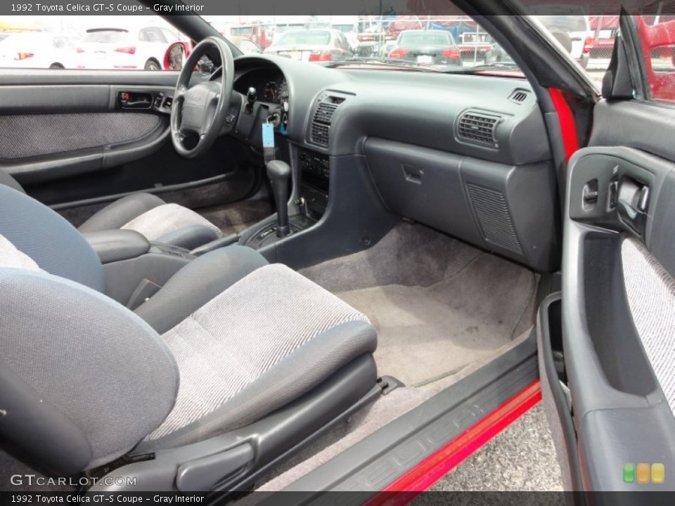 Gray Interior Photo for the 1992 Toyota Celica GT-S Coupe #51325165