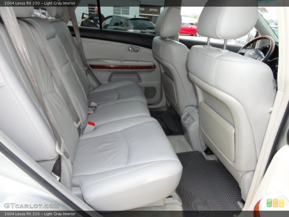 Light Gray Interior Photo for the 2004 Lexus RX 330 #51326749