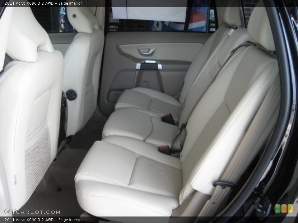 Beige Interior Photo for the 2011 Volvo XC90 3.2 AWD #51339037