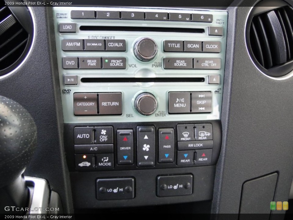 Gray Interior Controls for the 2009 Honda Pilot EX-L #51343336