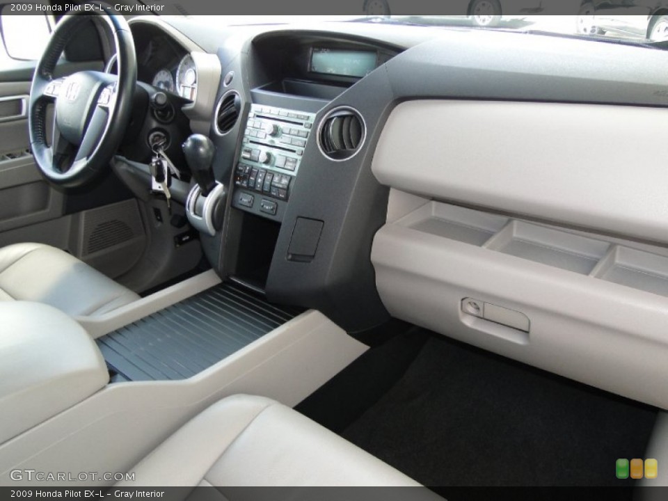 Gray Interior Dashboard for the 2009 Honda Pilot EX-L #51343369