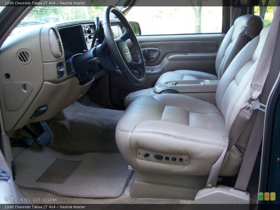 Neutral Interior Photo for the 1998 Chevrolet Tahoe LT 4x4 #51352823