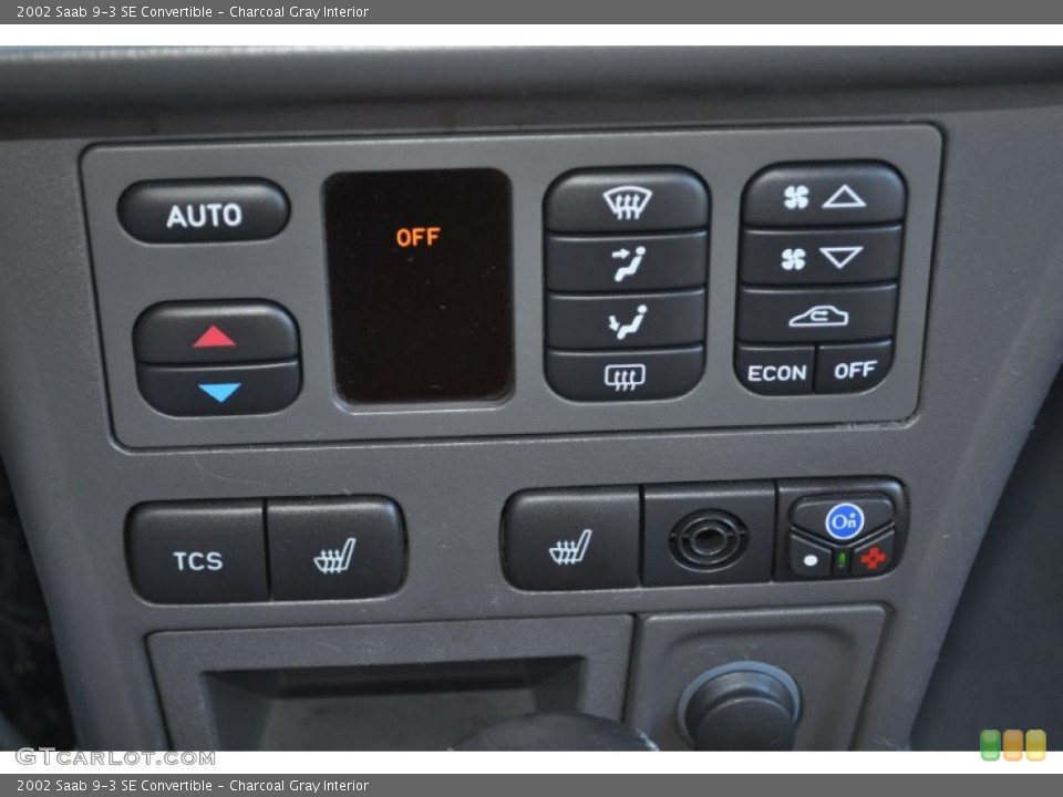 Charcoal Gray Interior Controls for the 2002 Saab 9-3 SE Convertible #51356063