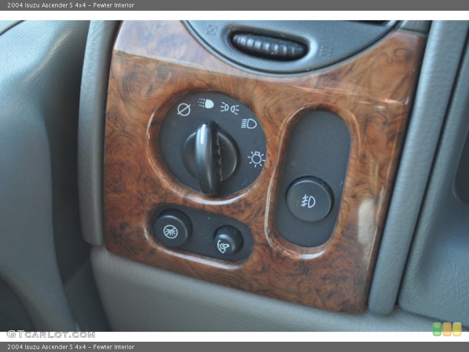 Pewter Interior Controls for the 2004 Isuzu Ascender S 4x4 #51356573