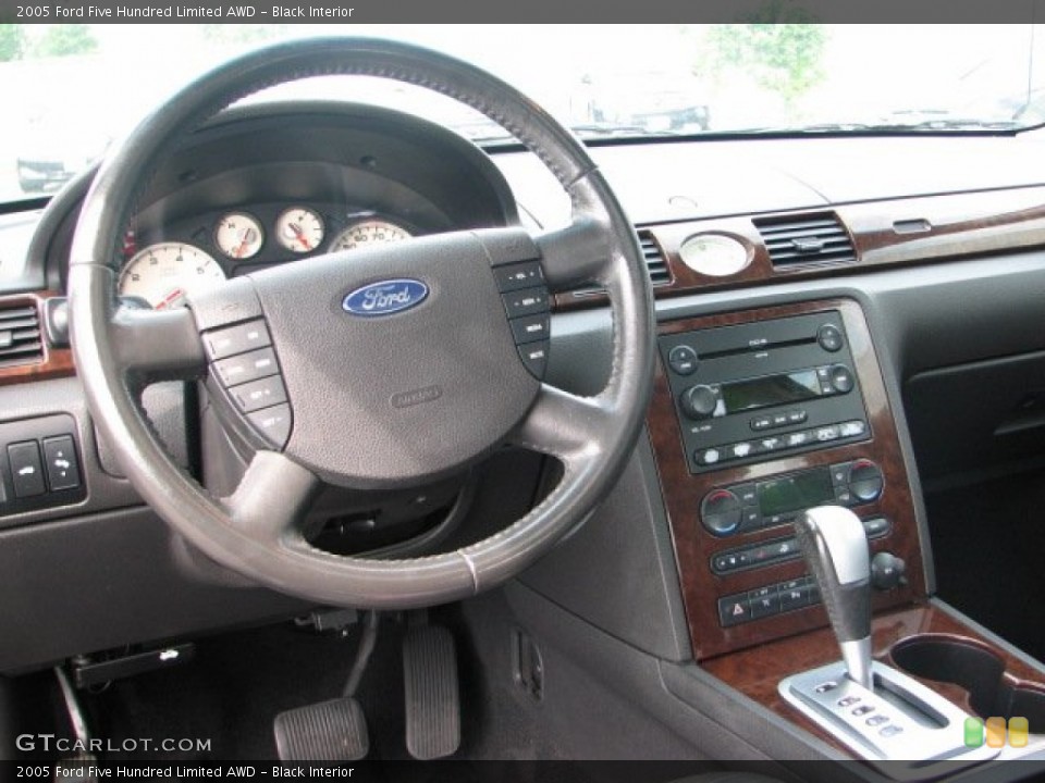 Black Interior Dashboard for the 2005 Ford Five Hundred Limited AWD #51356996