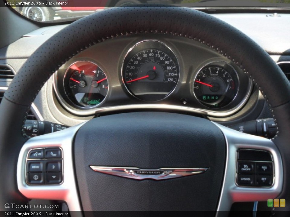 Black Interior Controls for the 2011 Chrysler 200 S #51362651