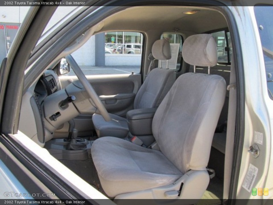Oak Interior Photo for the 2002 Toyota Tacoma Xtracab 4x4 #51369914