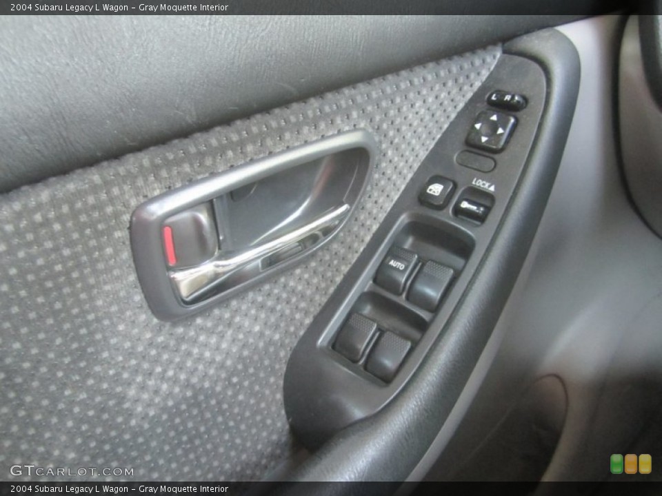 Gray Moquette Interior Controls for the 2004 Subaru Legacy L Wagon #51379084