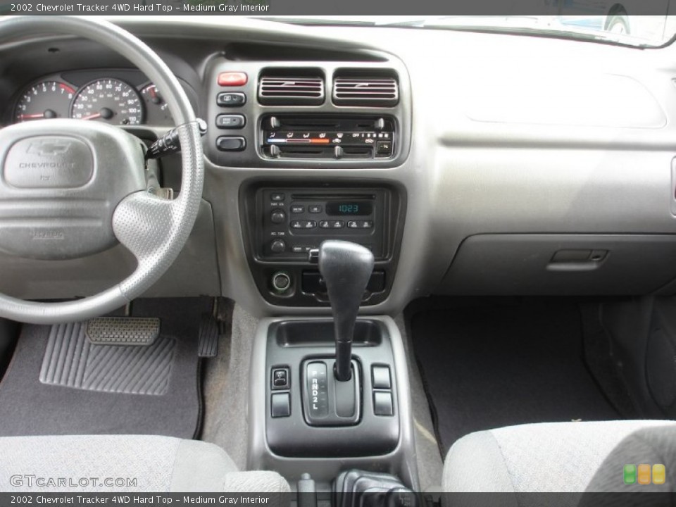 Medium Gray Interior Dashboard for the 2002 Chevrolet Tracker 4WD Hard Top #51383986