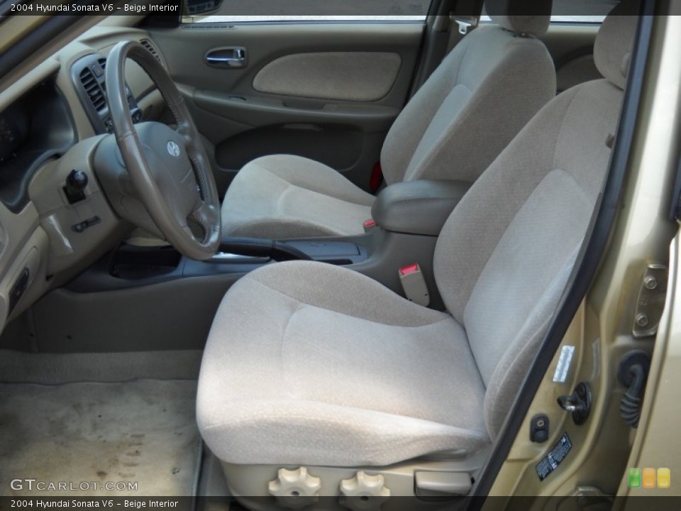 Beige Interior Photo for the 2004 Hyundai Sonata V6 #51390845