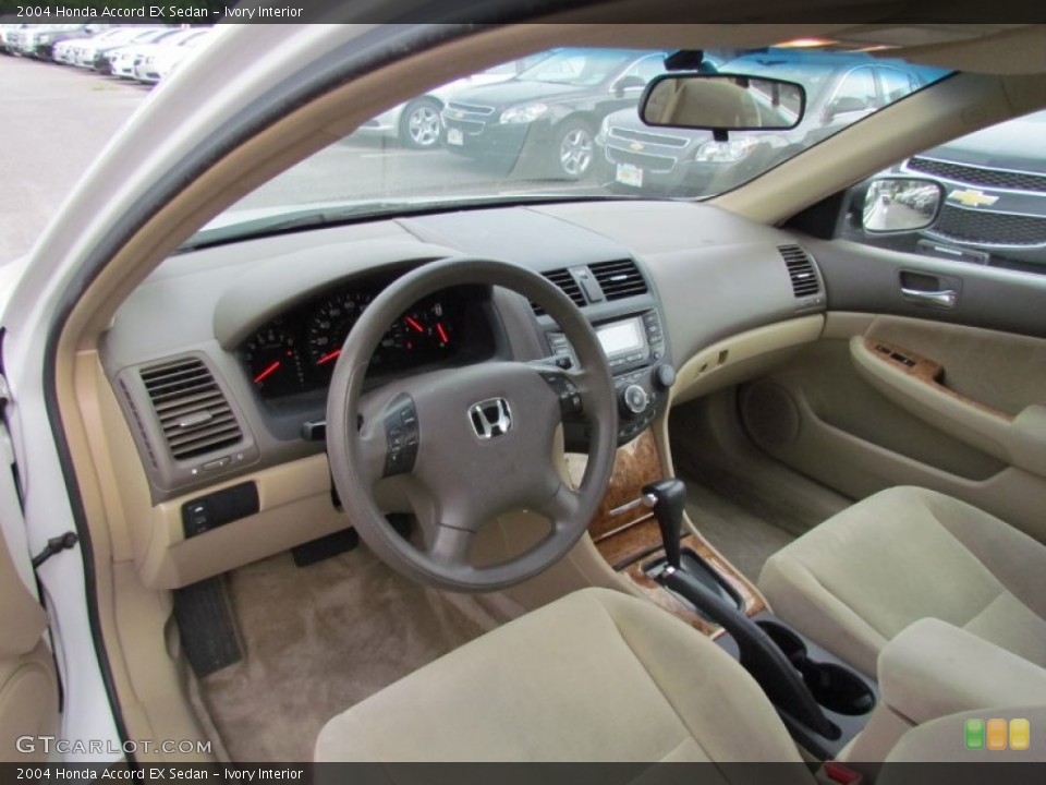 Ivory Interior Photo for the 2004 Honda Accord EX Sedan #51393104