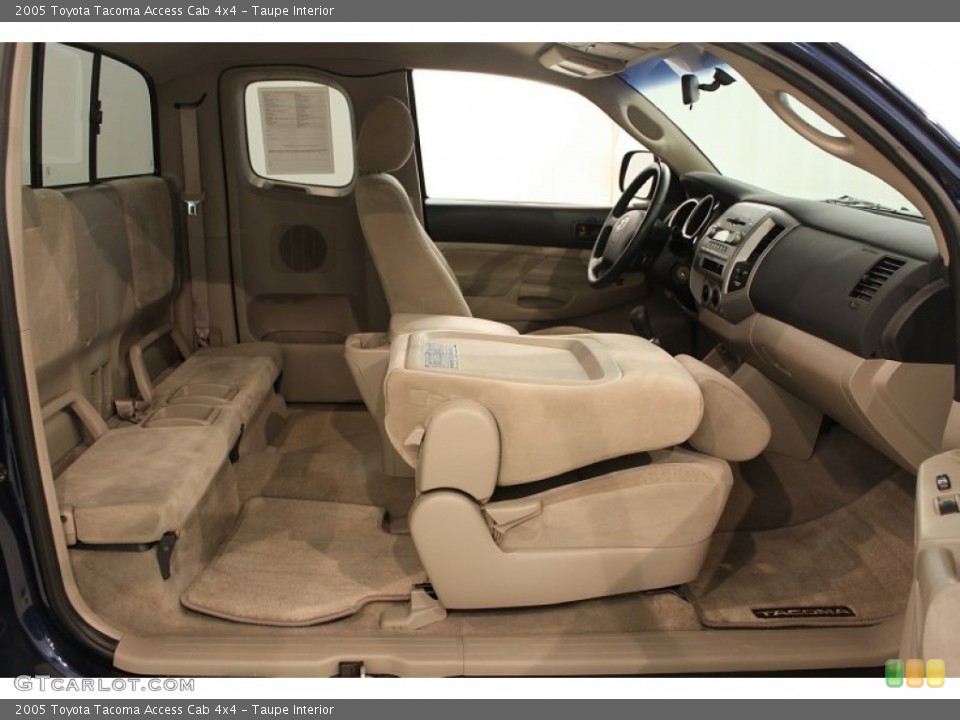 Taupe Interior Photo for the 2005 Toyota Tacoma Access Cab 4x4 #51393803