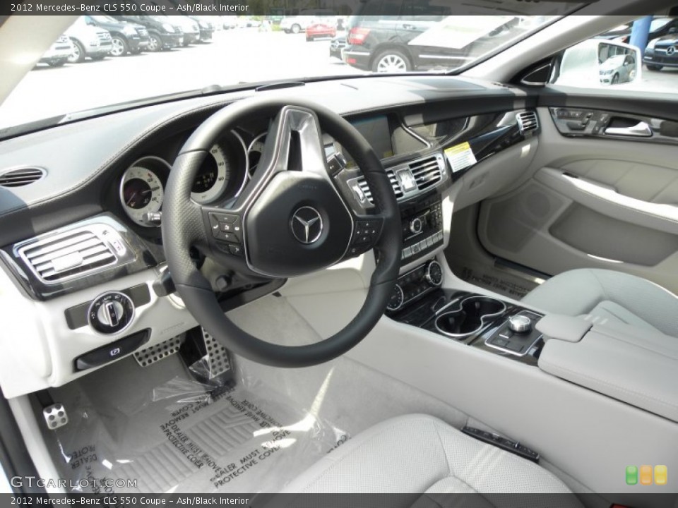 Ash/Black Interior Photo for the 2012 Mercedes-Benz CLS 550 Coupe #51396311