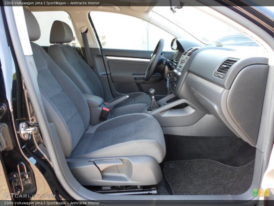 Anthracite Interior Photo for the 2009 Volkswagen Jetta S SportWagen #51406254