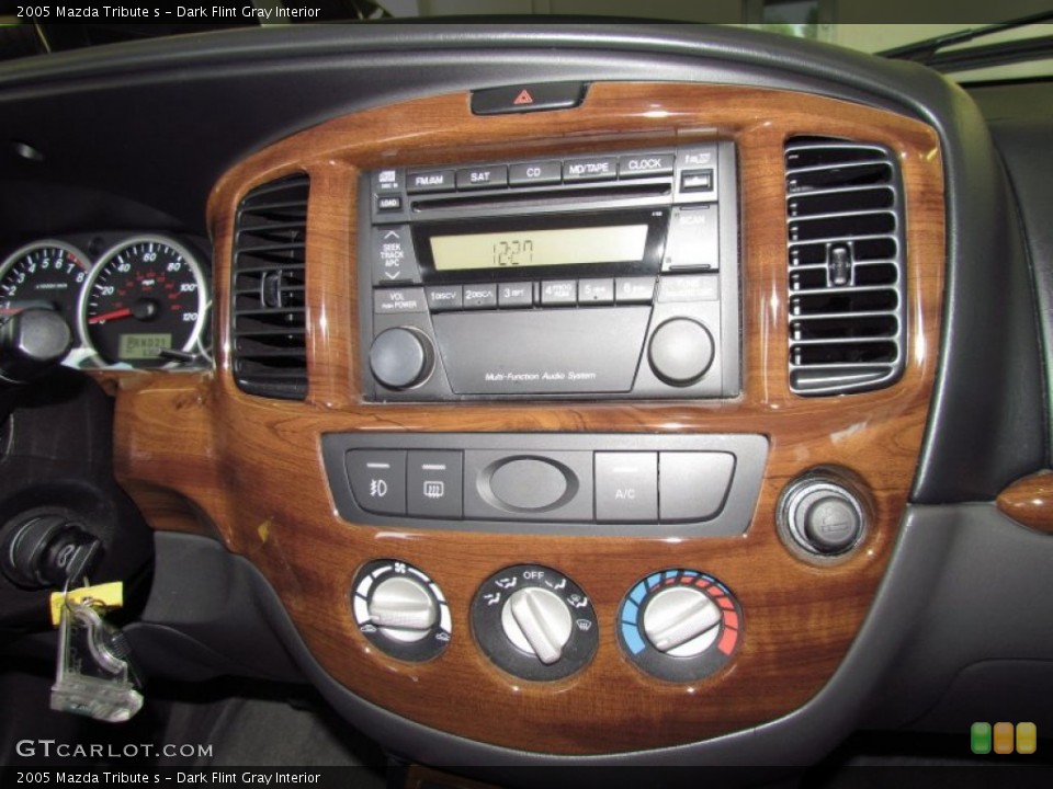 Dark Flint Gray Interior Controls for the 2005 Mazda Tribute s #51410326