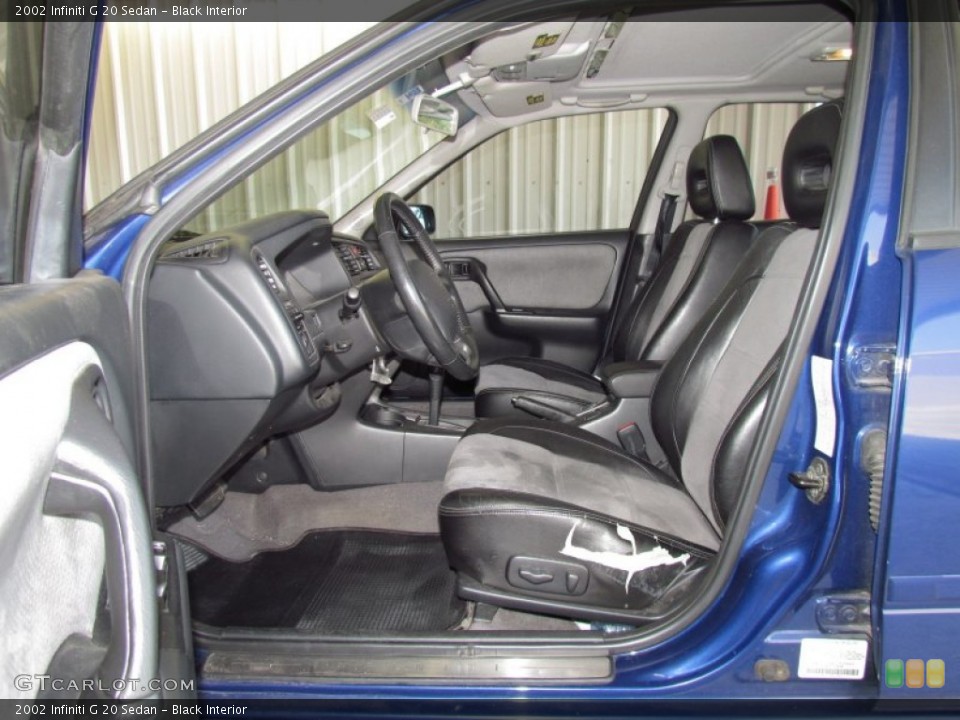 Black Interior Photo for the 2002 Infiniti G 20 Sedan #51412438