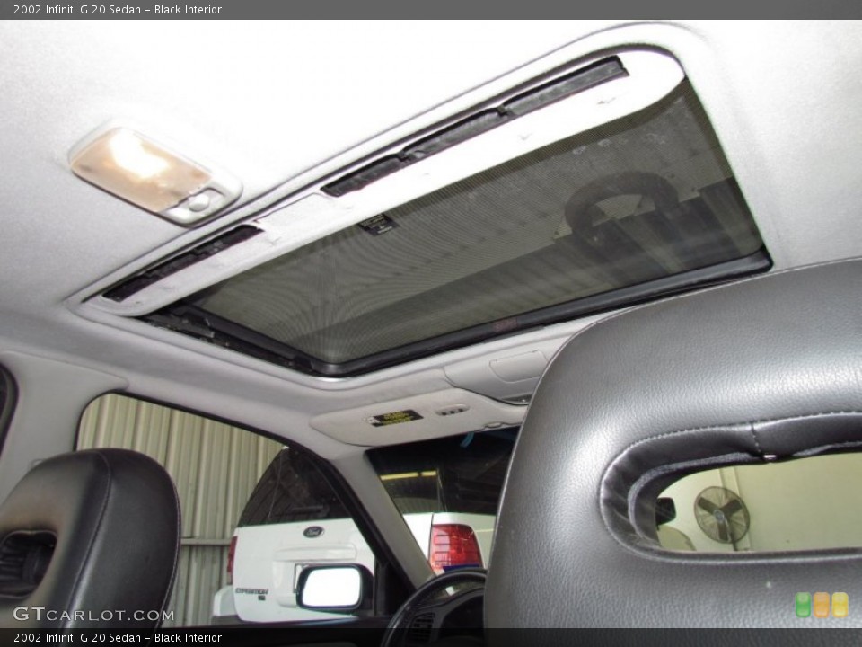 Black Interior Sunroof for the 2002 Infiniti G 20 Sedan #51412585