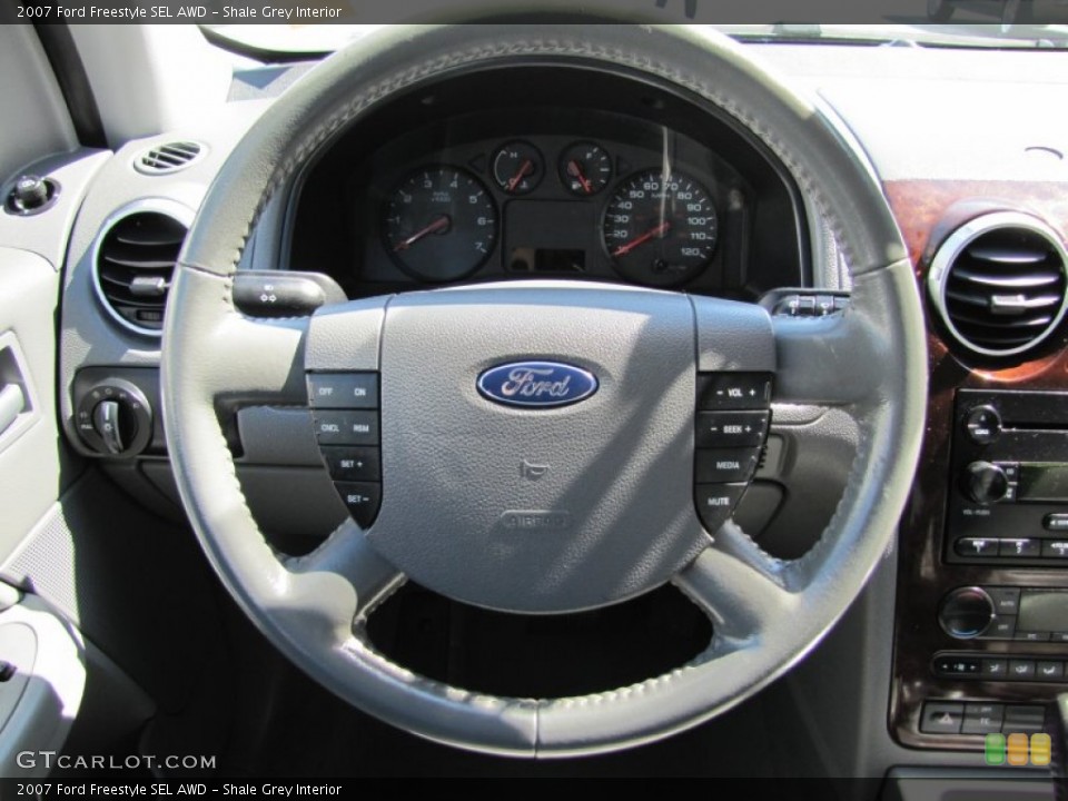 Shale Grey Interior Steering Wheel for the 2007 Ford Freestyle SEL AWD #51415328