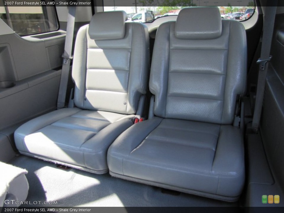 Shale Grey Interior Photo for the 2007 Ford Freestyle SEL AWD #51415562