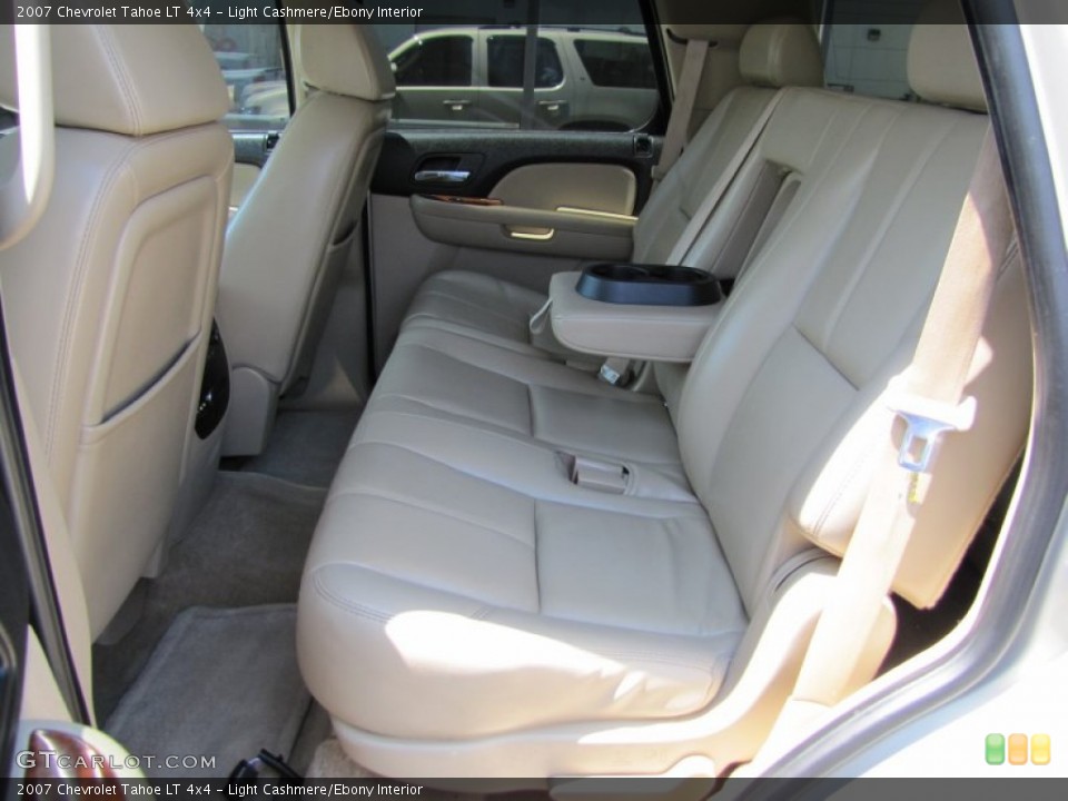 Light Cashmere/Ebony Interior Photo for the 2007 Chevrolet Tahoe LT 4x4 #51418662