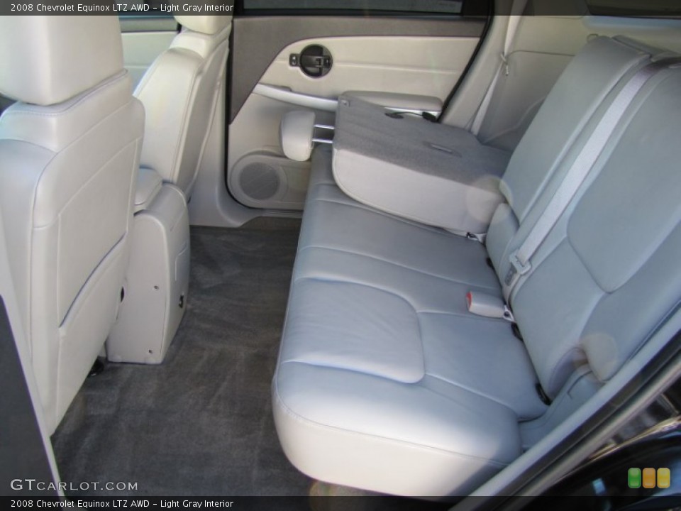 Light Gray Interior Photo for the 2008 Chevrolet Equinox LTZ AWD #51419027