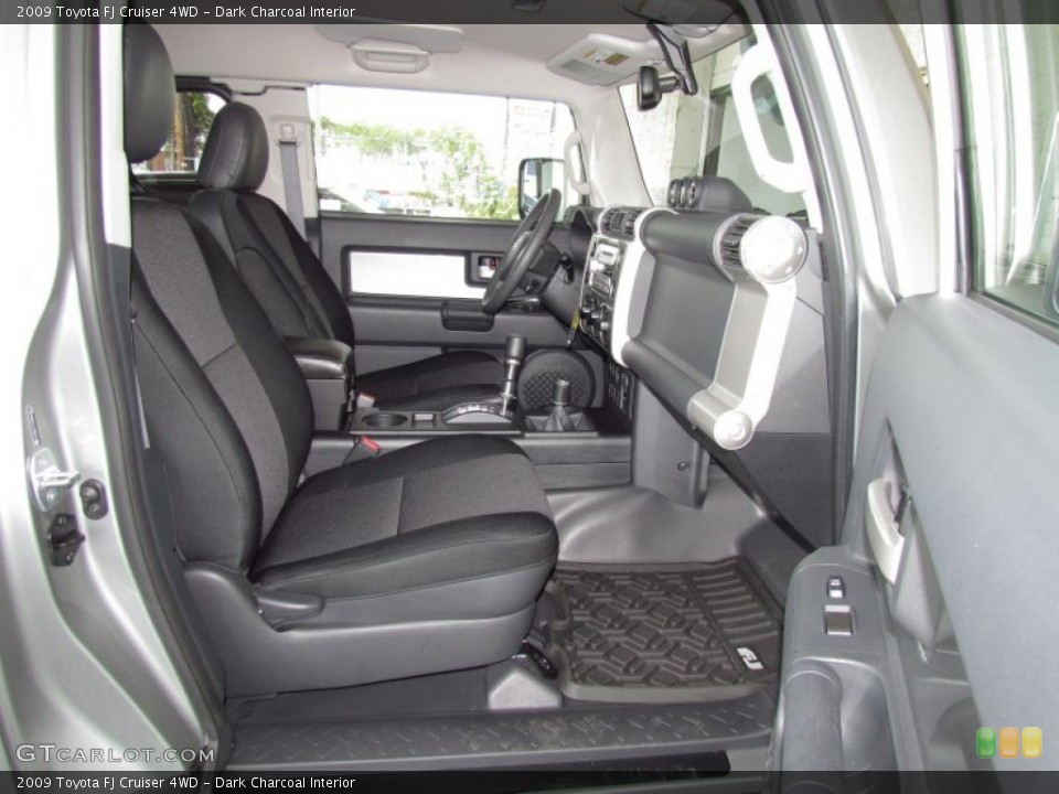 Dark Charcoal Interior Photo for the 2009 Toyota FJ Cruiser 4WD #51419880