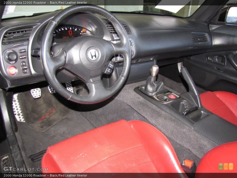 Black/Red Leather Interior Photo for the 2000 Honda S2000 Roadster #51422629