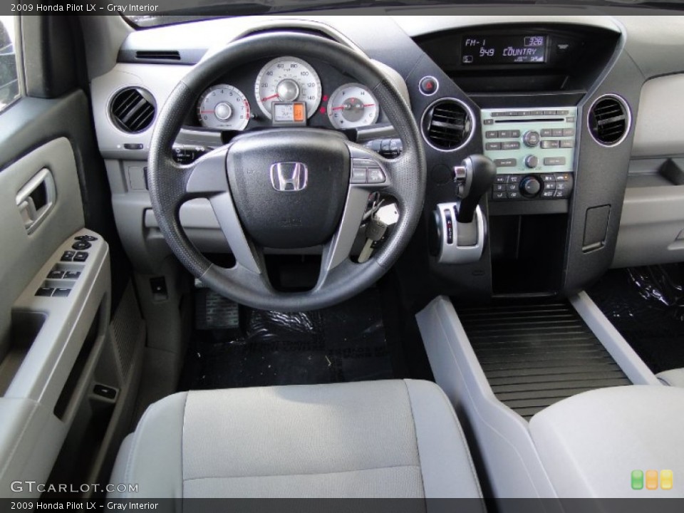Gray Interior Dashboard for the 2009 Honda Pilot LX #51426489