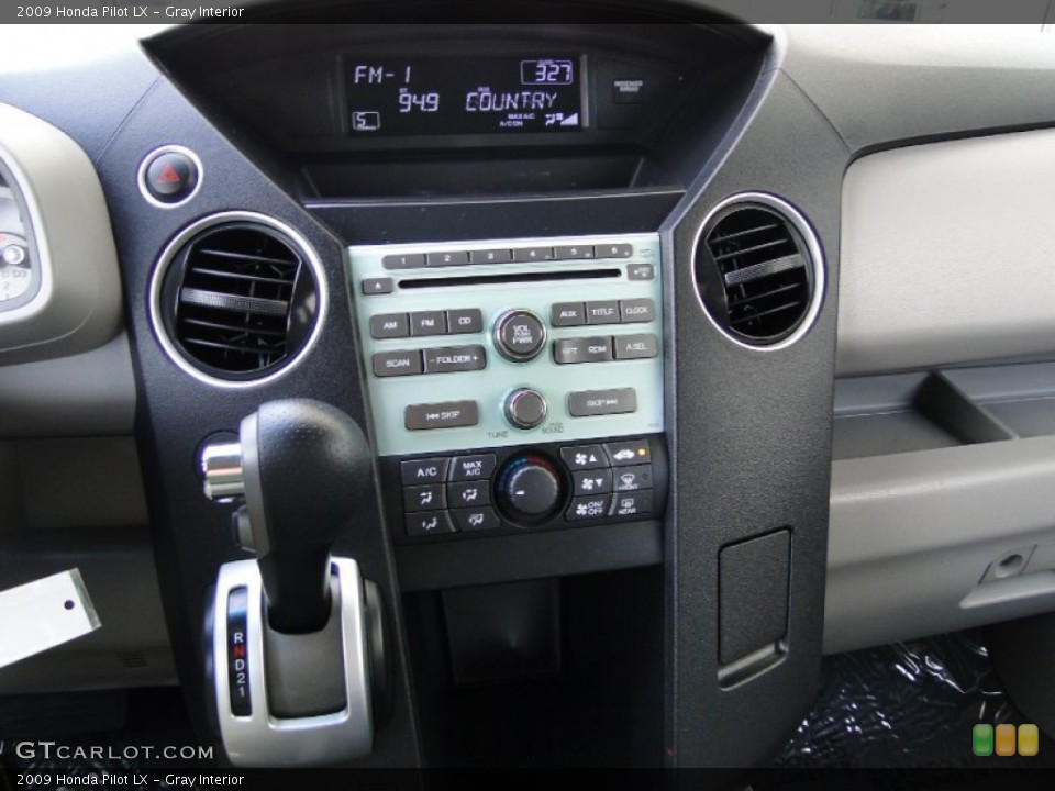 Gray Interior Controls for the 2009 Honda Pilot LX #51426498