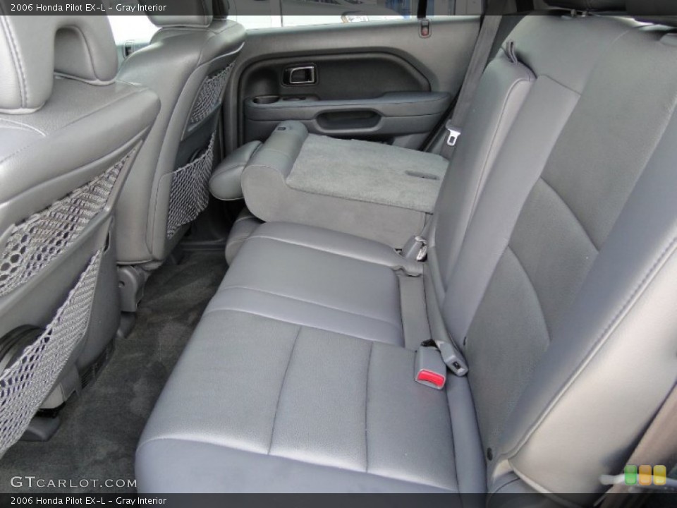 Gray Interior Photo for the 2006 Honda Pilot EX-L #51427782