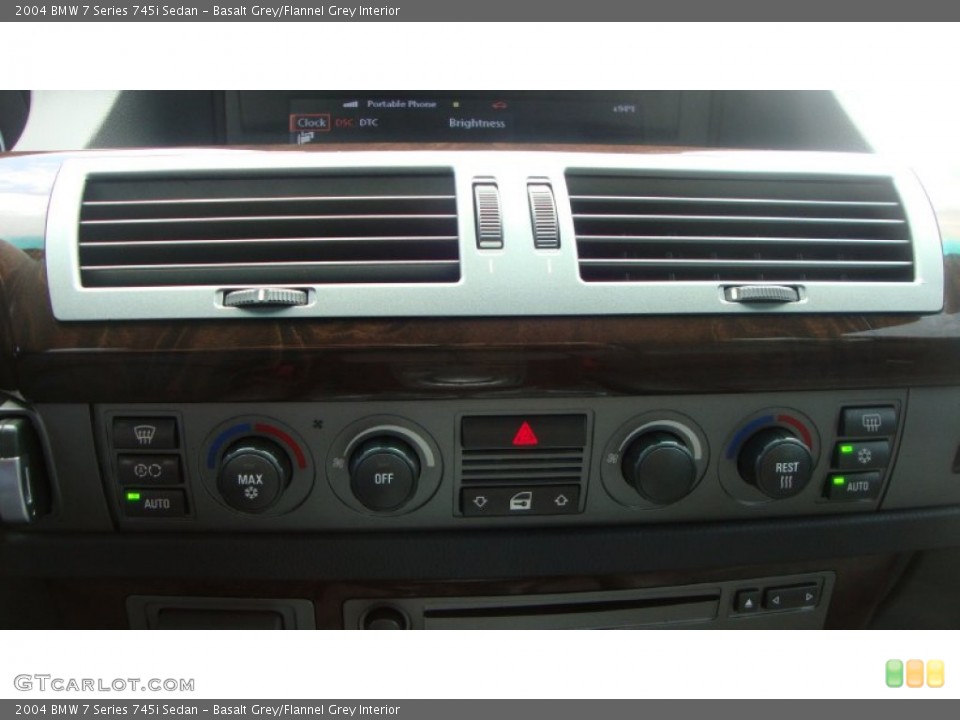 Basalt Grey/Flannel Grey Interior Controls for the 2004 BMW 7 Series 745i Sedan #51429378