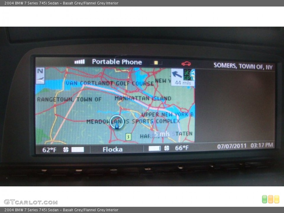 Basalt Grey/Flannel Grey Interior Navigation for the 2004 BMW 7 Series 745i Sedan #51429405