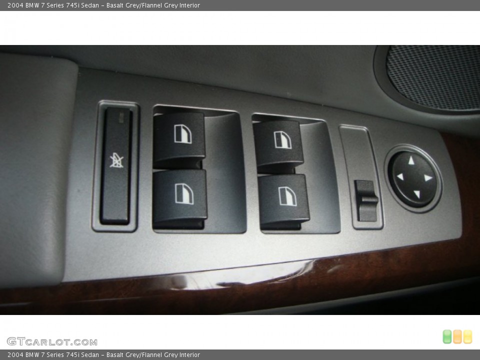 Basalt Grey/Flannel Grey Interior Controls for the 2004 BMW 7 Series 745i Sedan #51429537