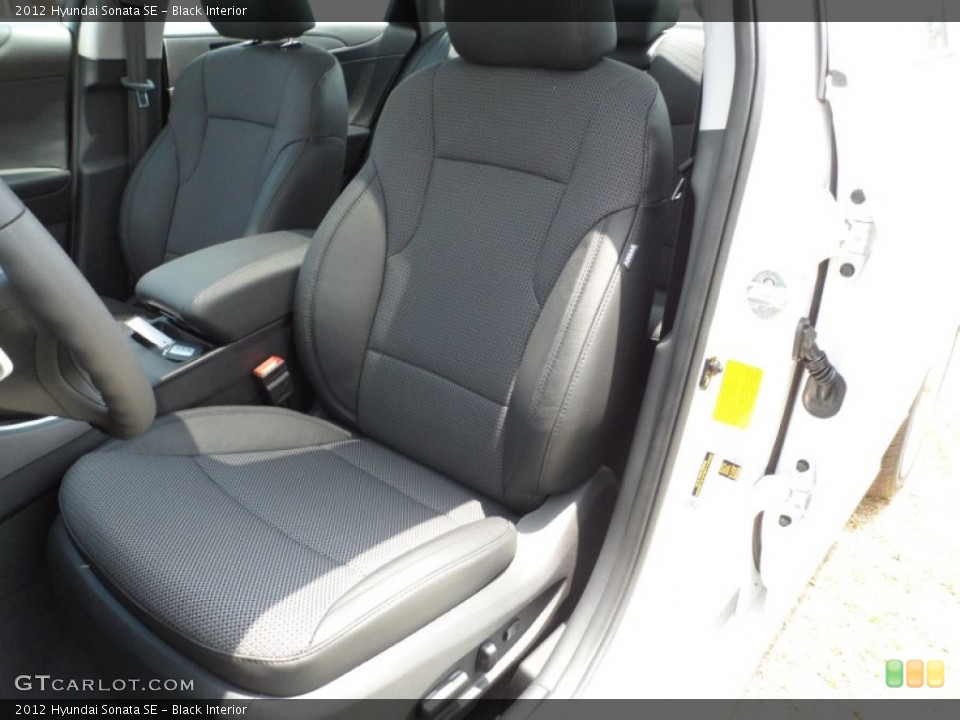Black Interior Photo for the 2012 Hyundai Sonata SE #51431661