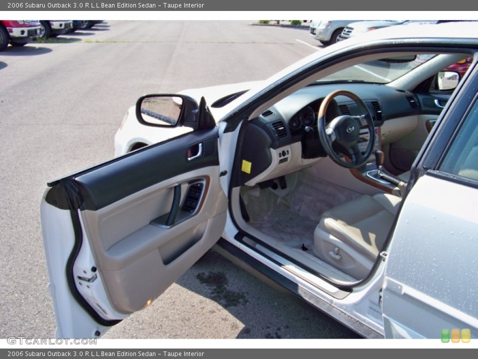 Taupe Interior Photo for the 2006 Subaru Outback 3.0 R L.L.Bean Edition Sedan #51433035