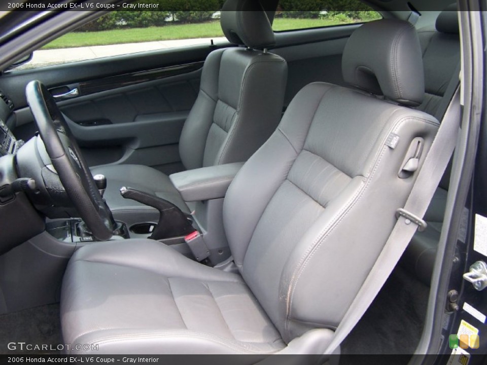 Gray Interior Photo for the 2006 Honda Accord EX-L V6 Coupe #51433456