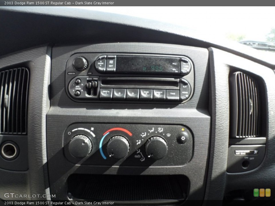 Dark Slate Gray Interior Controls for the 2003 Dodge Ram 1500 ST Regular Cab #51434535