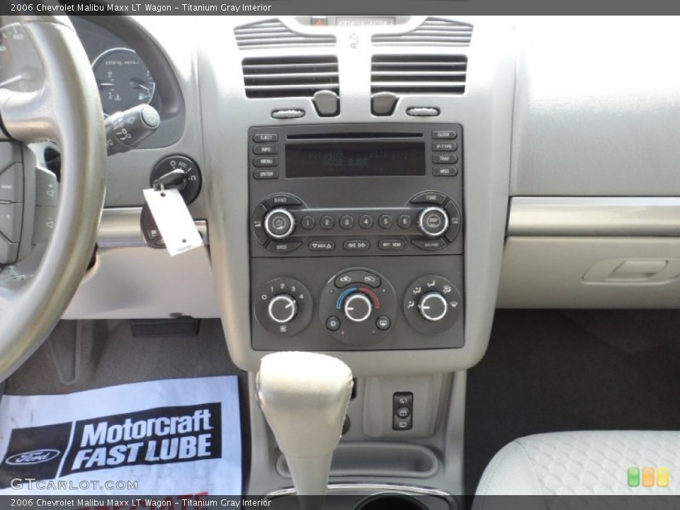 Titanium Gray Interior Controls for the 2006 Chevrolet Malibu Maxx LT Wagon #51435918