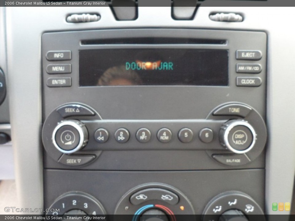 Titanium Gray Interior Controls for the 2006 Chevrolet Malibu LS Sedan #51436683