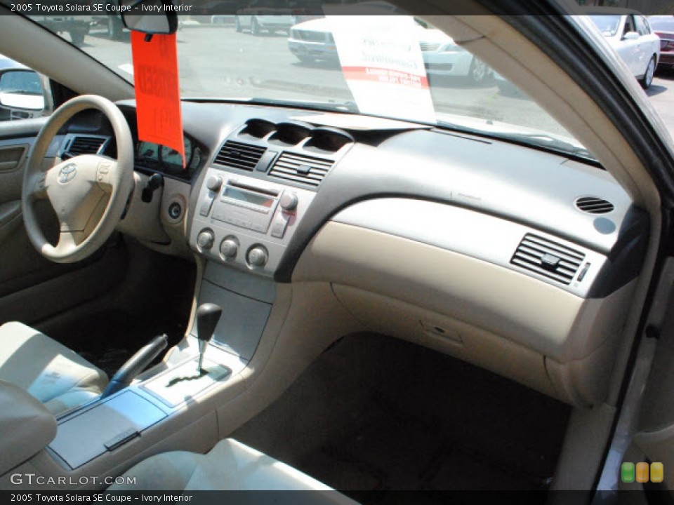 Ivory Interior Photo for the 2005 Toyota Solara SE Coupe #51440922