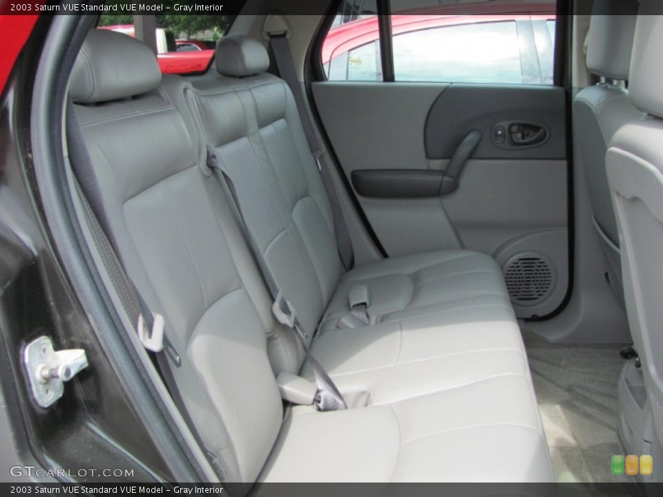 Gray Interior Photo for the 2003 Saturn VUE  #51441984