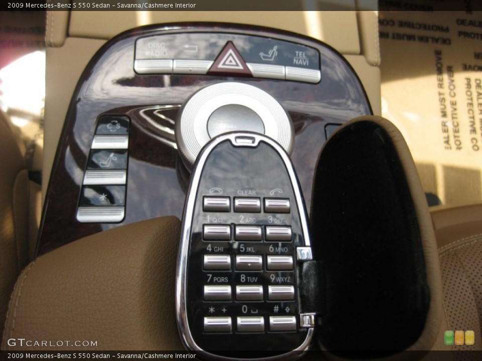 Savanna/Cashmere Interior Controls for the 2009 Mercedes-Benz S 550 Sedan #51449907