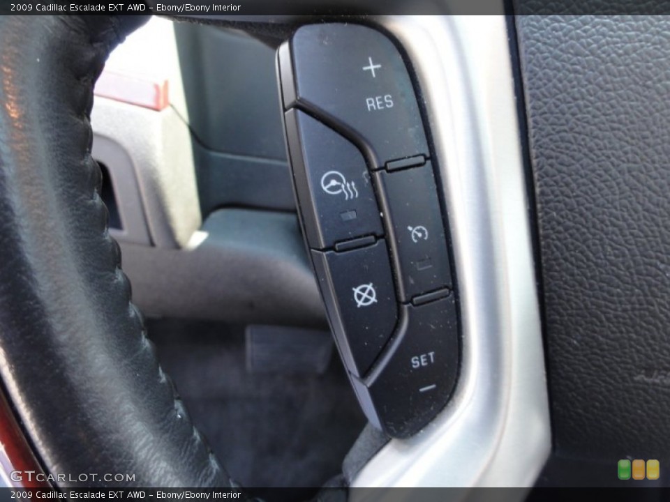 Ebony/Ebony Interior Controls for the 2009 Cadillac Escalade EXT AWD #51451581